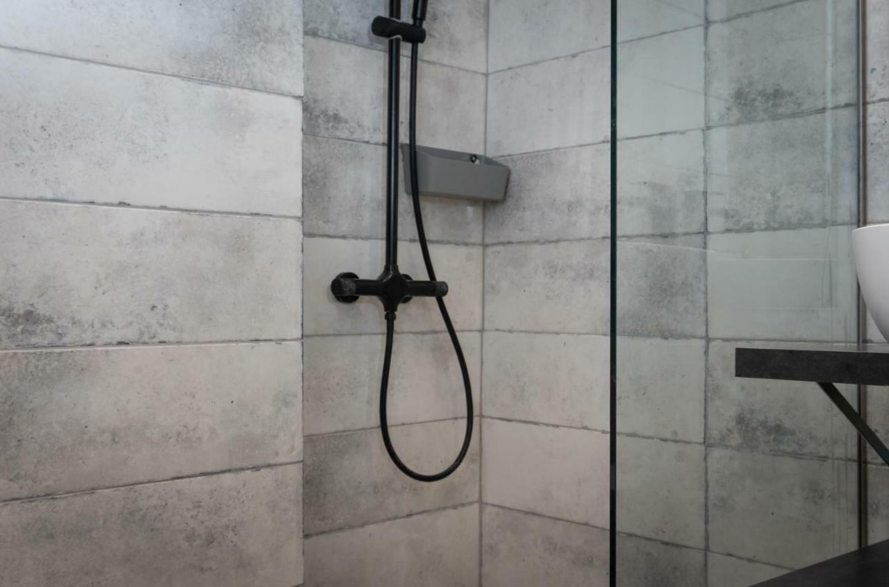 Superb Industrial Style Lodge Heart Of Aten Exteriör bild