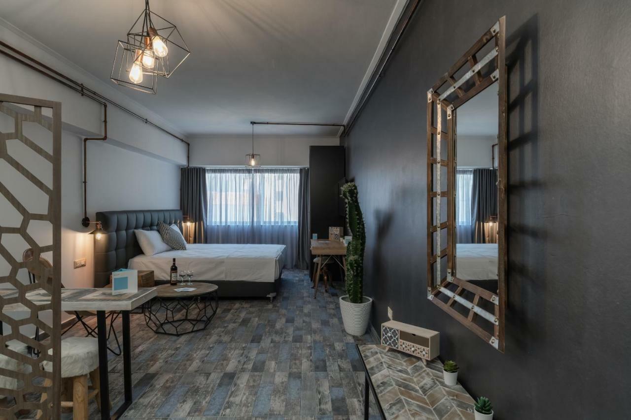 Superb Industrial Style Lodge Heart Of Aten Exteriör bild
