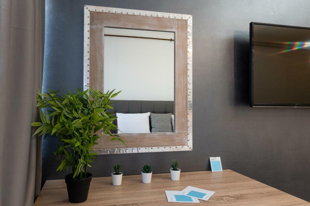 Superb Industrial Style Lodge Heart Of Aten Exteriör bild
